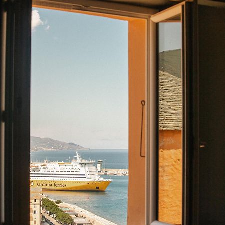 Casa Mantinum Au Coeur De La Citadelle Apartment Бастия Екстериор снимка